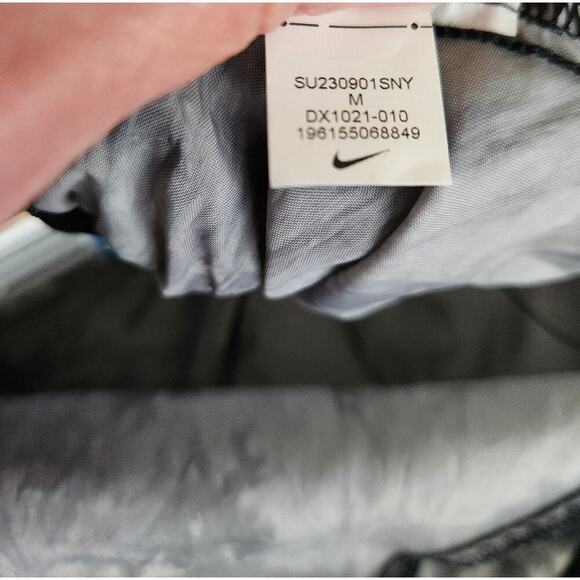 Nike womens trail shorts sz M built-in liner stash pockets marbled gray gorpcore - Picture 9 of 11